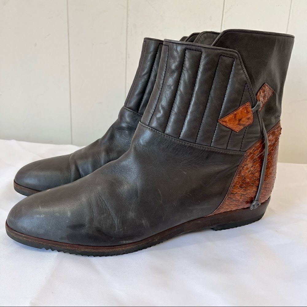 Designer Lorenzo Banfi Quilted Leather Snakeskin Slip On Boot Ankle Brown Sz 8.5